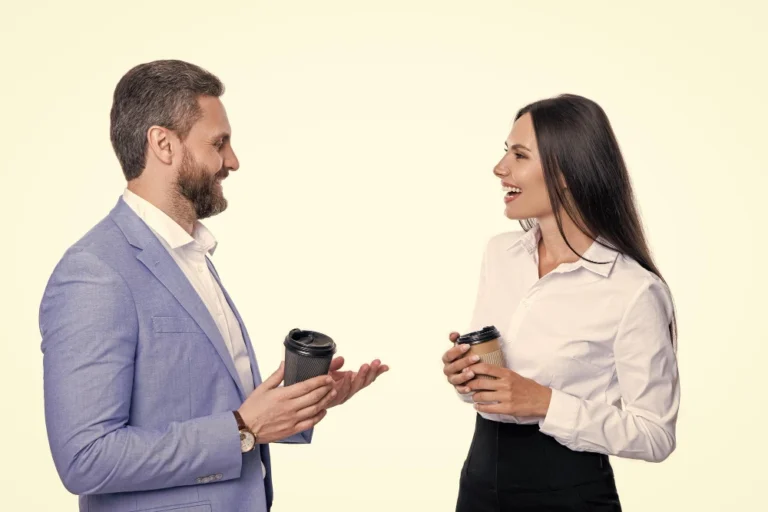 أسئلة مهمة في أول لقاء قبل الخطوبة لاختيار شريك الحياة