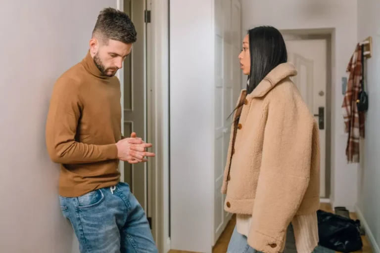 انتبهي... علامات صارخة تدل على أن الرجل غير مستعد للزواج