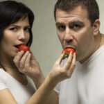 أفضل فواكه للحياة الزوجية (تعزيز الطاقة، المزاج، والعافية المشتركة)