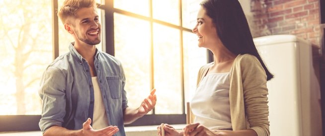 أشياء تقلل من قيمة الرجل في نظر المرأة (دليل شامل لاستعادة الاحترام)