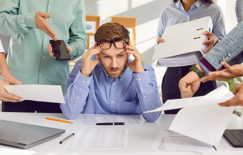 التحديات النفسية للرجال في العلاقات وكيفية التعامل معها لتحقيق التوازن والاستقرار